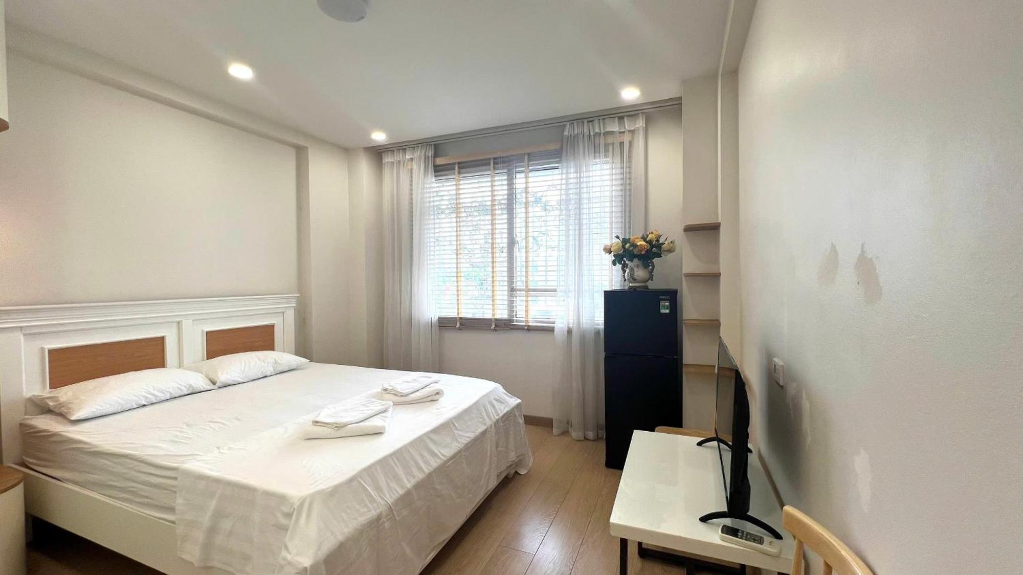 Era Apartment Dong Tac Hanoi Exteriör bild